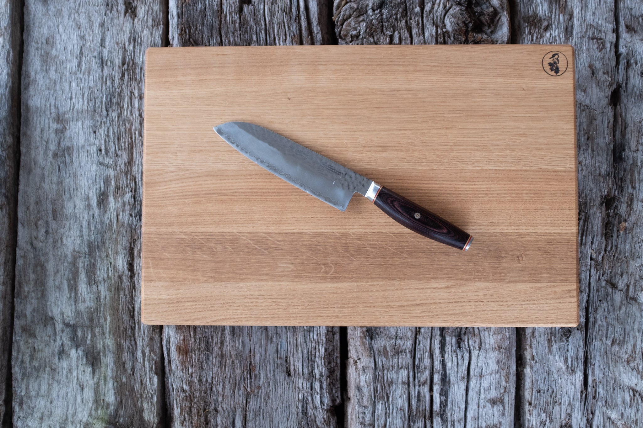 Grillbrett aus Eiche mit Messer, massiv