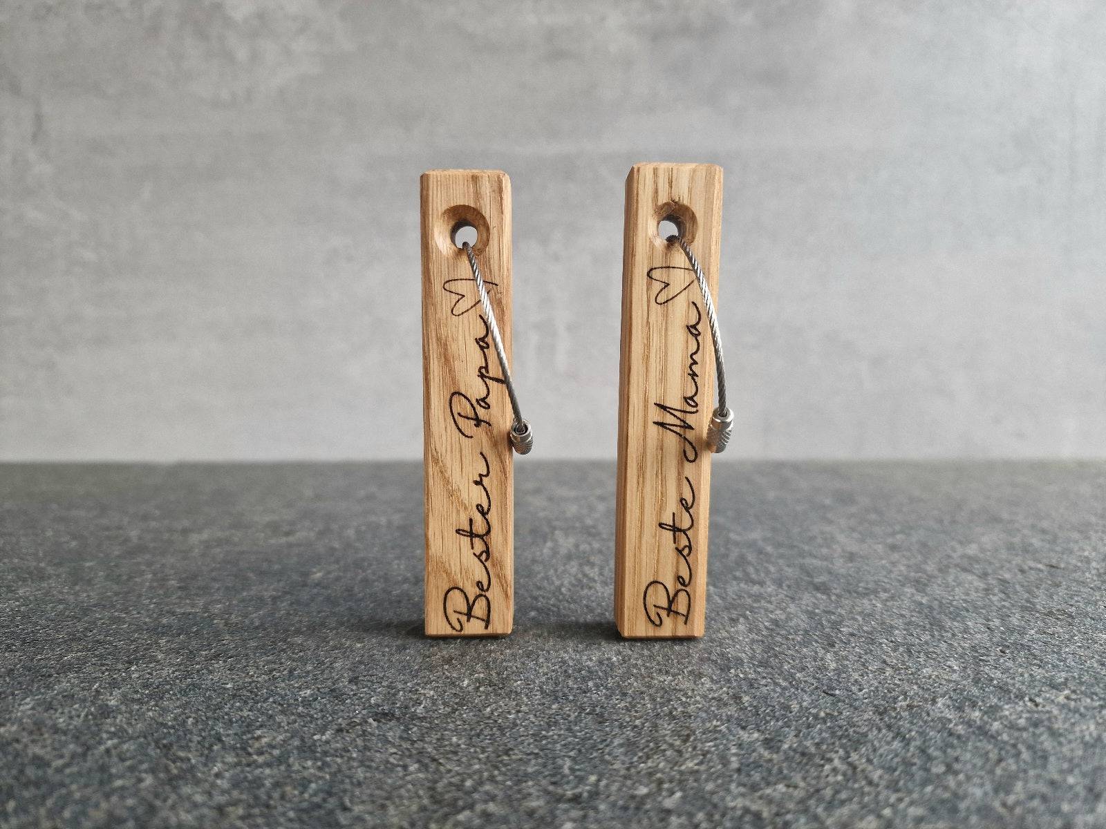 "Bester Papa" und "Beste Mama". Ein Geschenk aus Holz für Muttertag und Vatertag.
