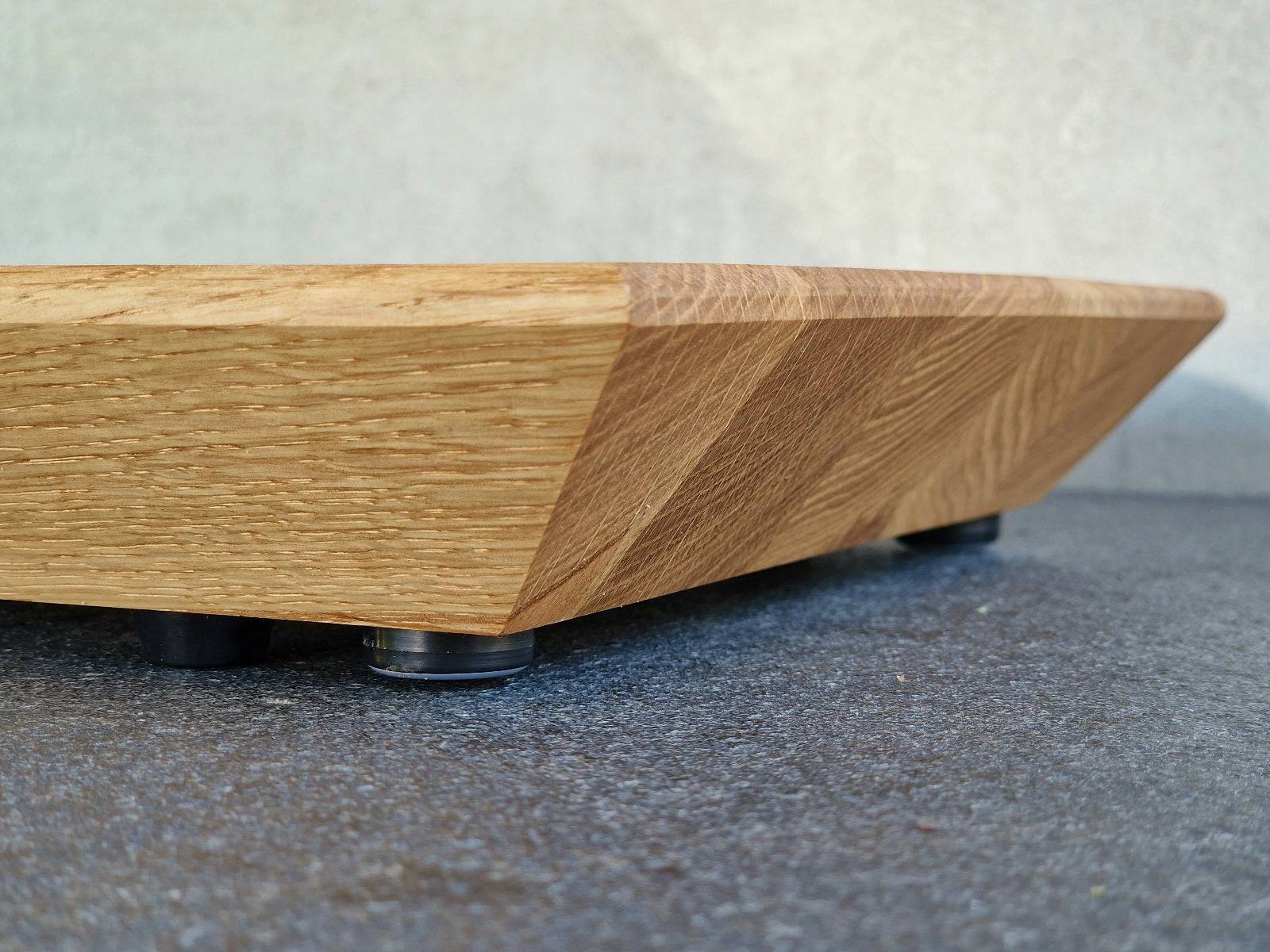 Schweizer Kante bei einem Gleitbrett aus Eiche