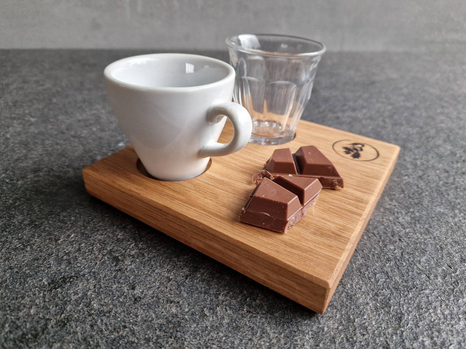 3-teiliges Espressotablett aus massiver Eiche.