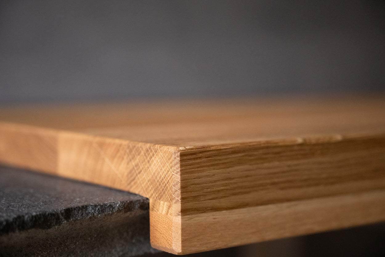 Backbrett / Arbeitsbrett mit einem Anschlag