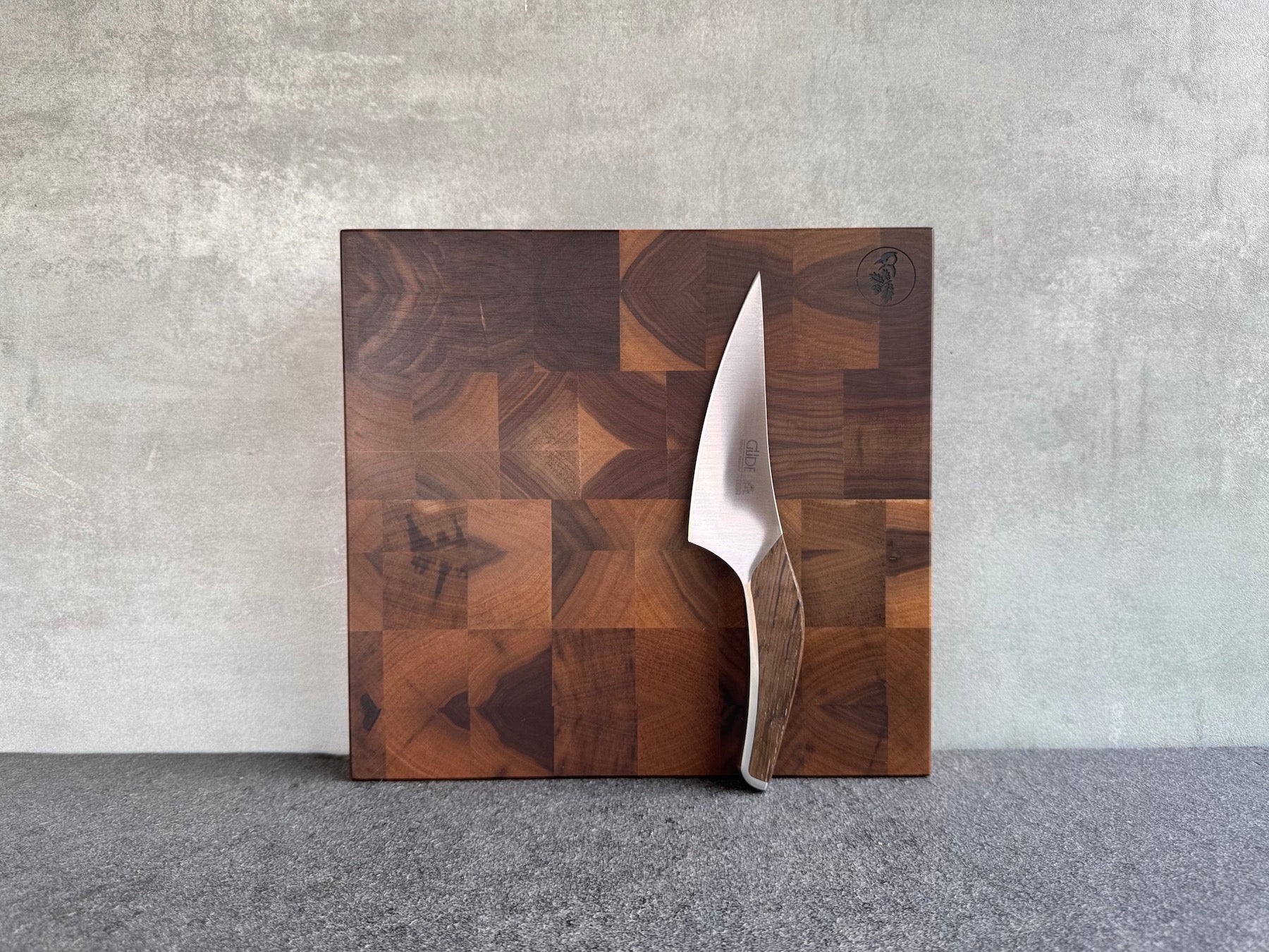 Eiche & Nussbaum - Kleine Schneideblöcke aus Stirnholz