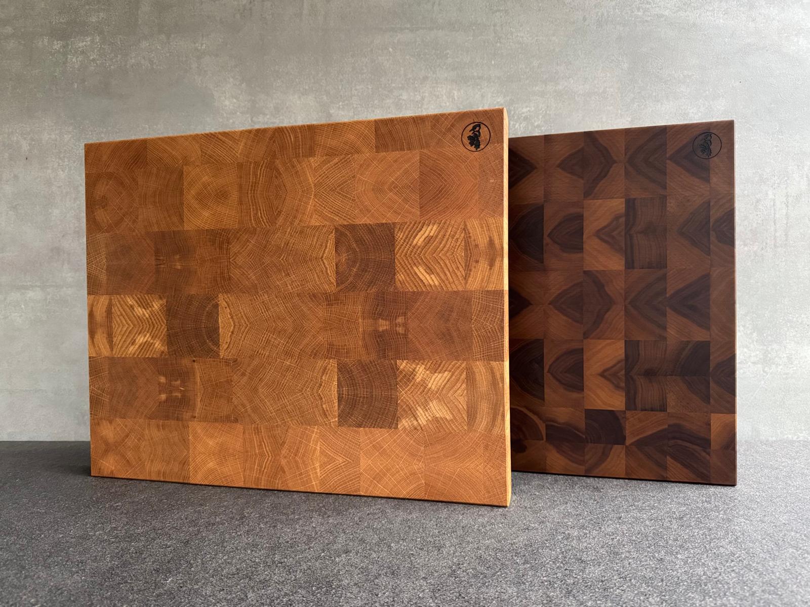 50 cm breiter Hirnholz Schneideblock in Eiche und Nussbaum Hirnholz