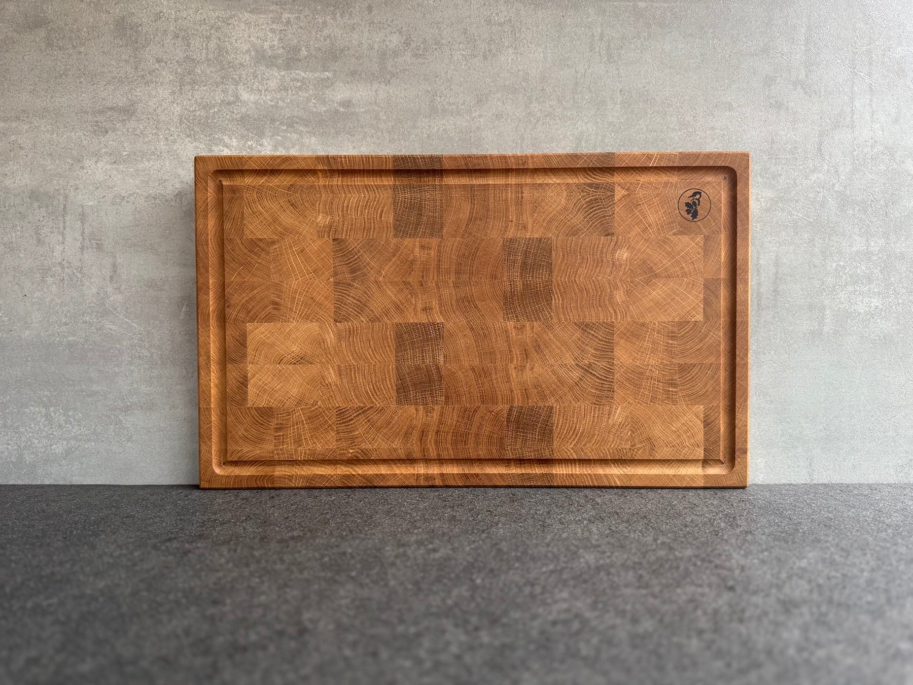 Saftrillenbrett, 50 cm breit, aus Eiche Hirnholz.