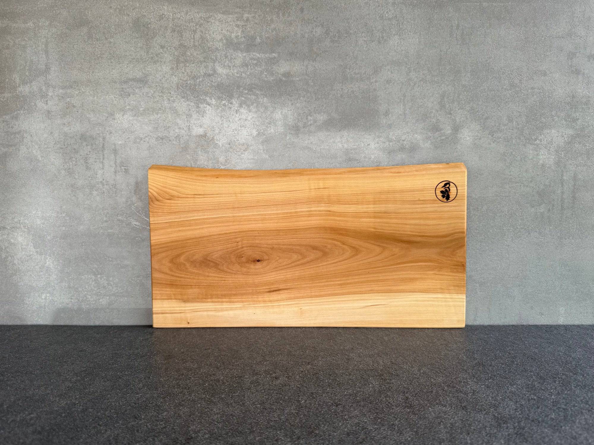 Schneidebretter mit Jahresringen, aus einem Stück Vogelbeere - Spessartbrett