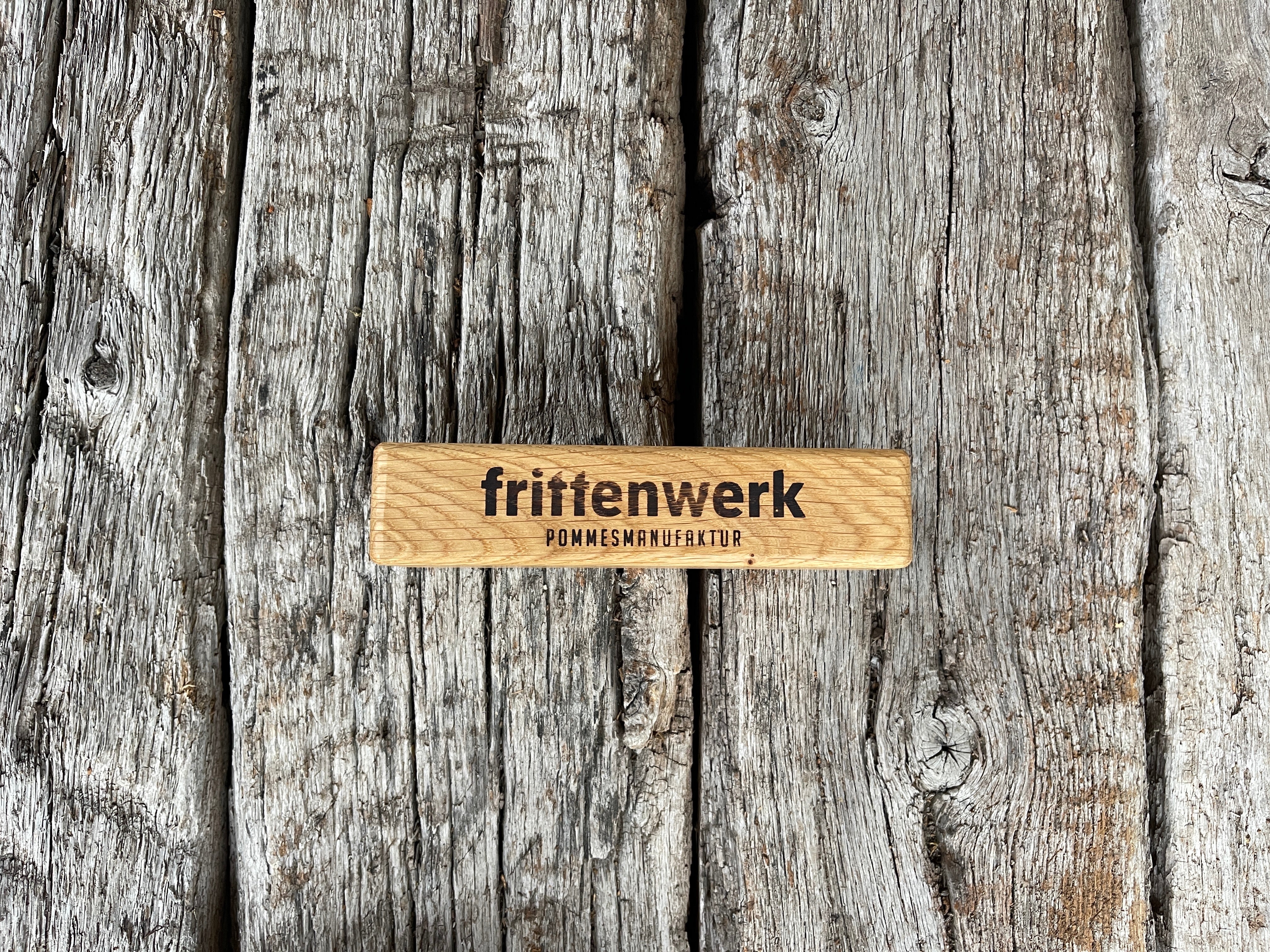 Frittenwerk Kartenhalter aus Eichenholz