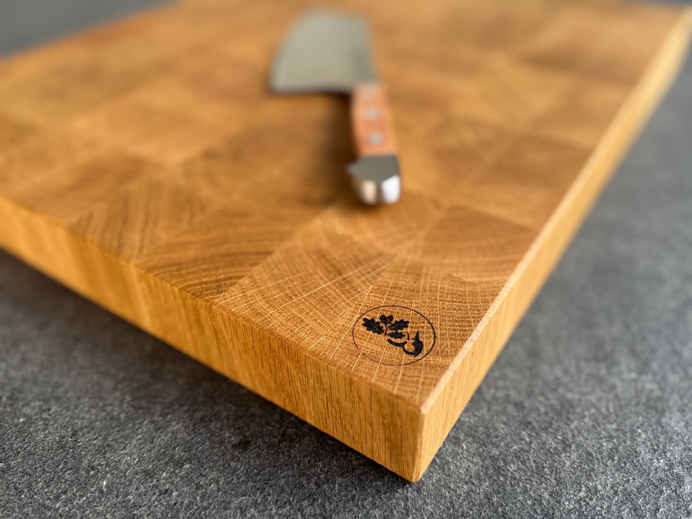 Eiche Stirnholz Schneidebrett – massiv, 4 cm dick, 2 Größen