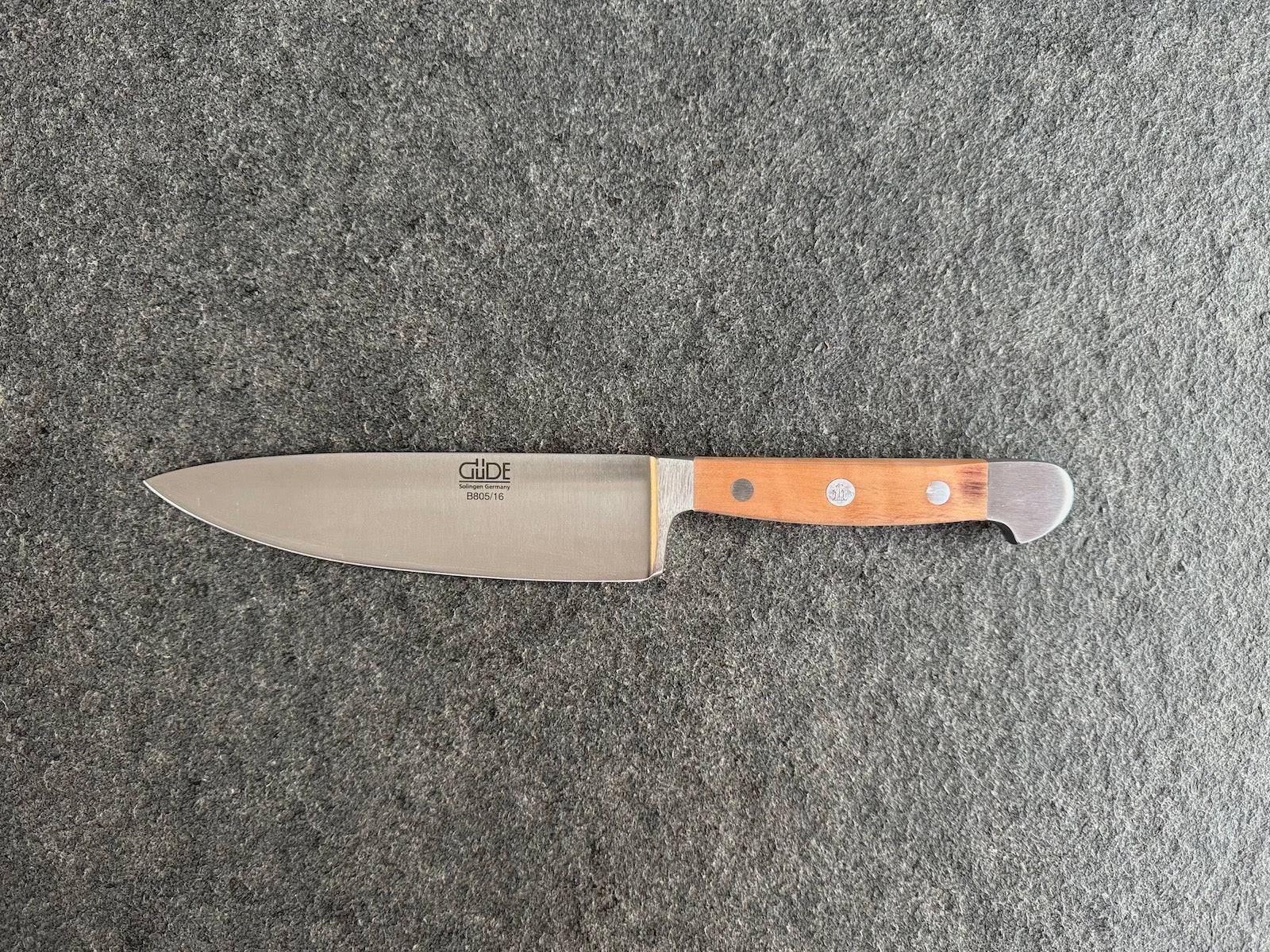 Güde Kochmesser mit einer Klinge von 16 cm Länge.