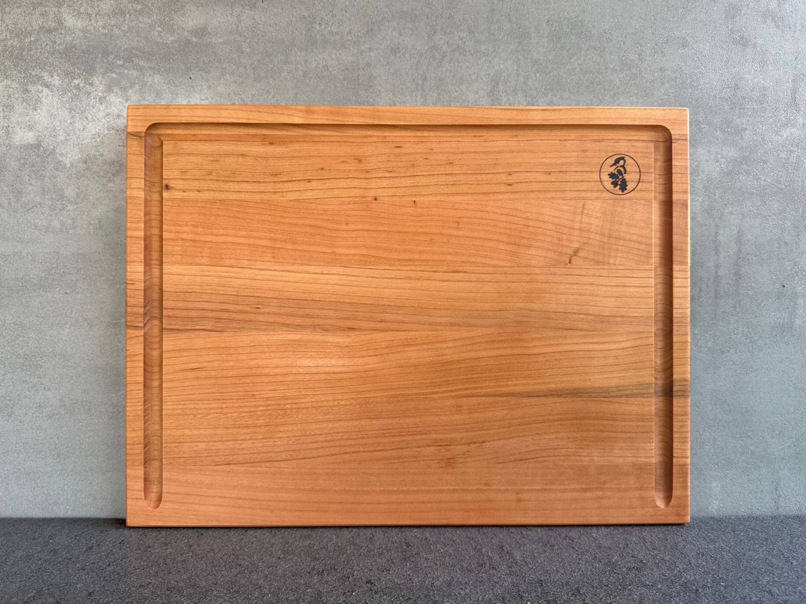 Kirschbaum Schneidebrett mit Saftrille