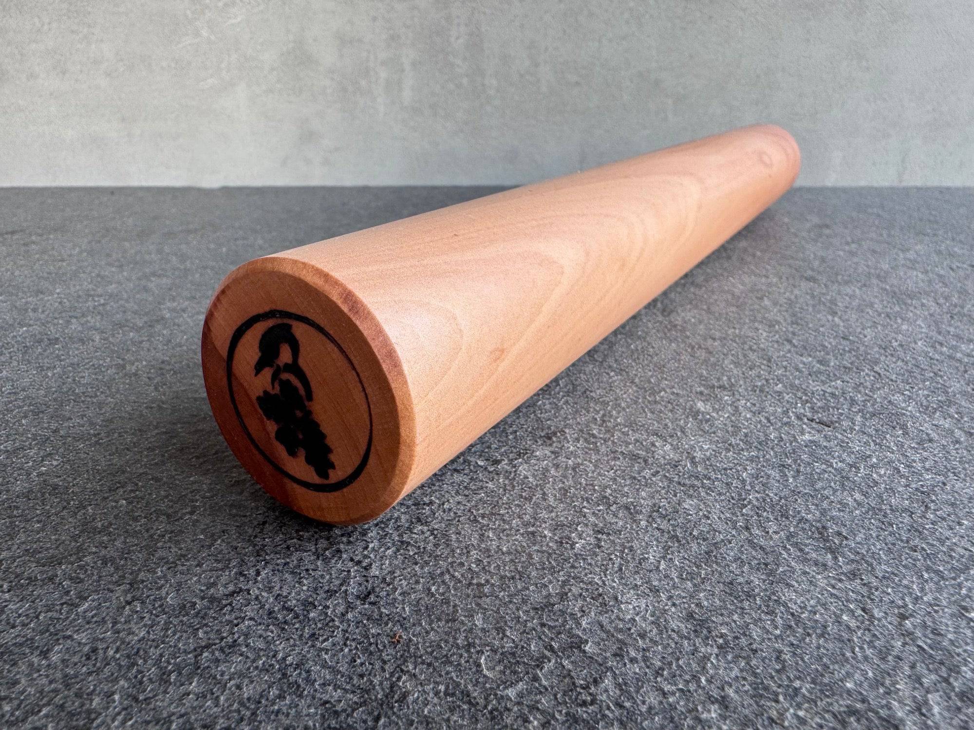 Kirschbaum teigrolle