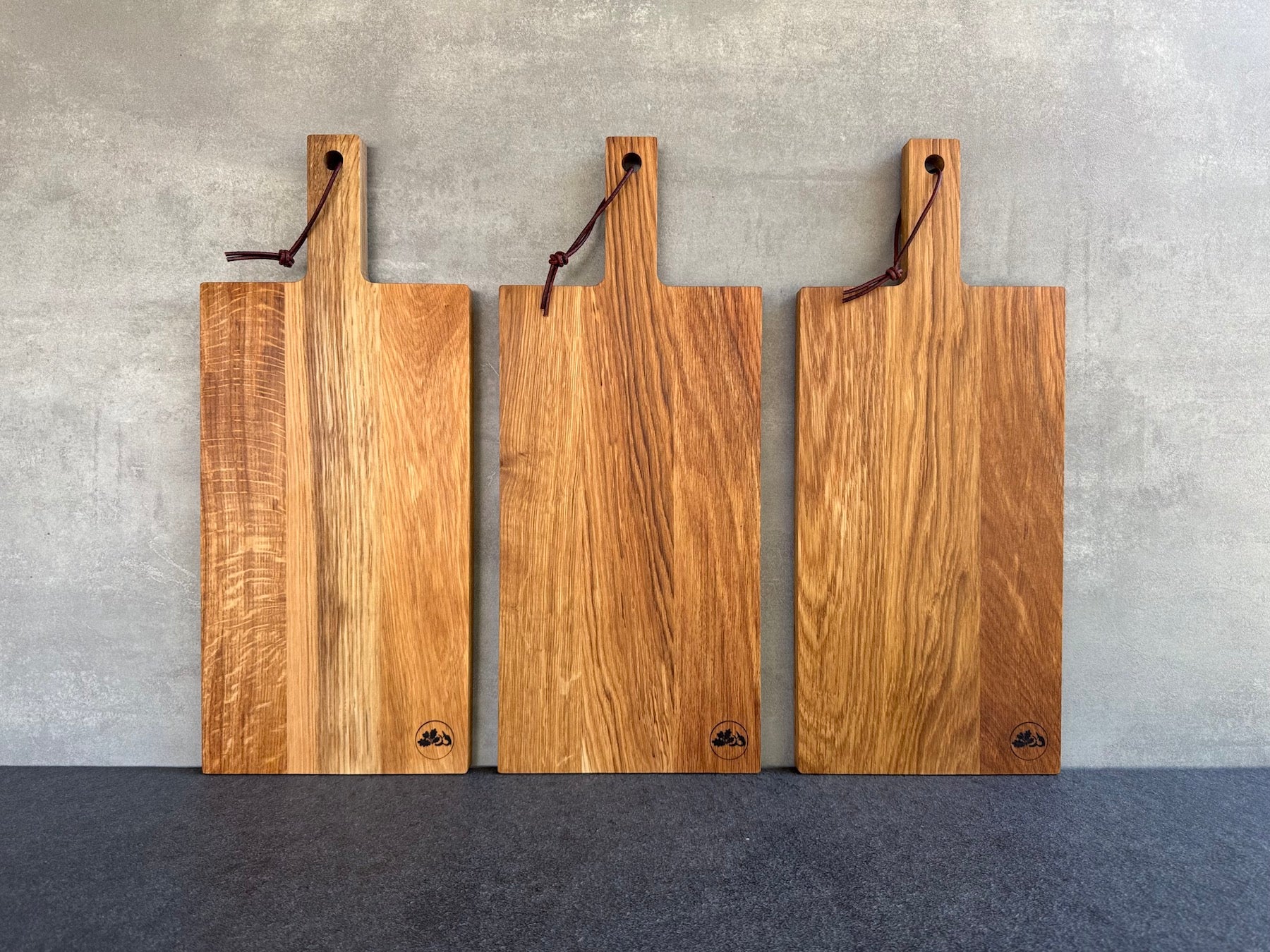 Drei verschiedene Stielbretter aus Eiche.