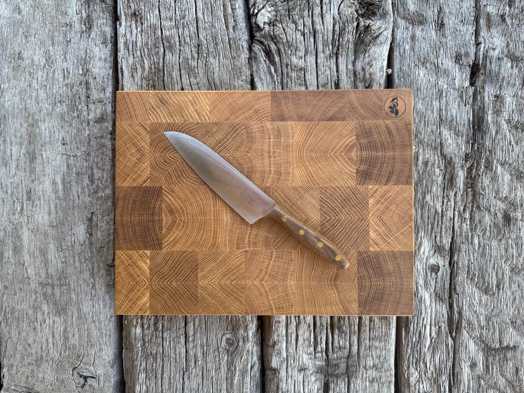 Schneidebrett Eiche Hirnholz – Schneideblock 40 cm breit
