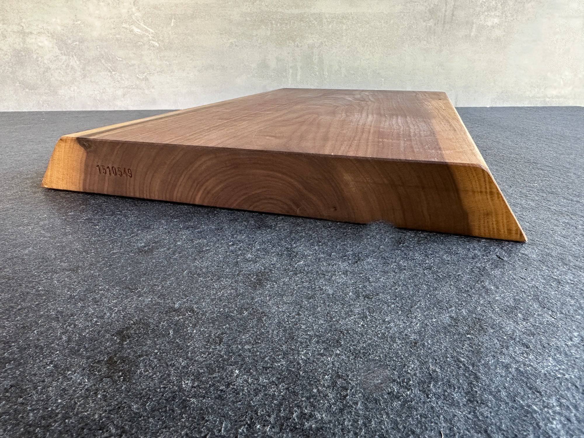 Nussbaum Schneidebrett 55 x 35 x 4,5 cm - Spessartbrett