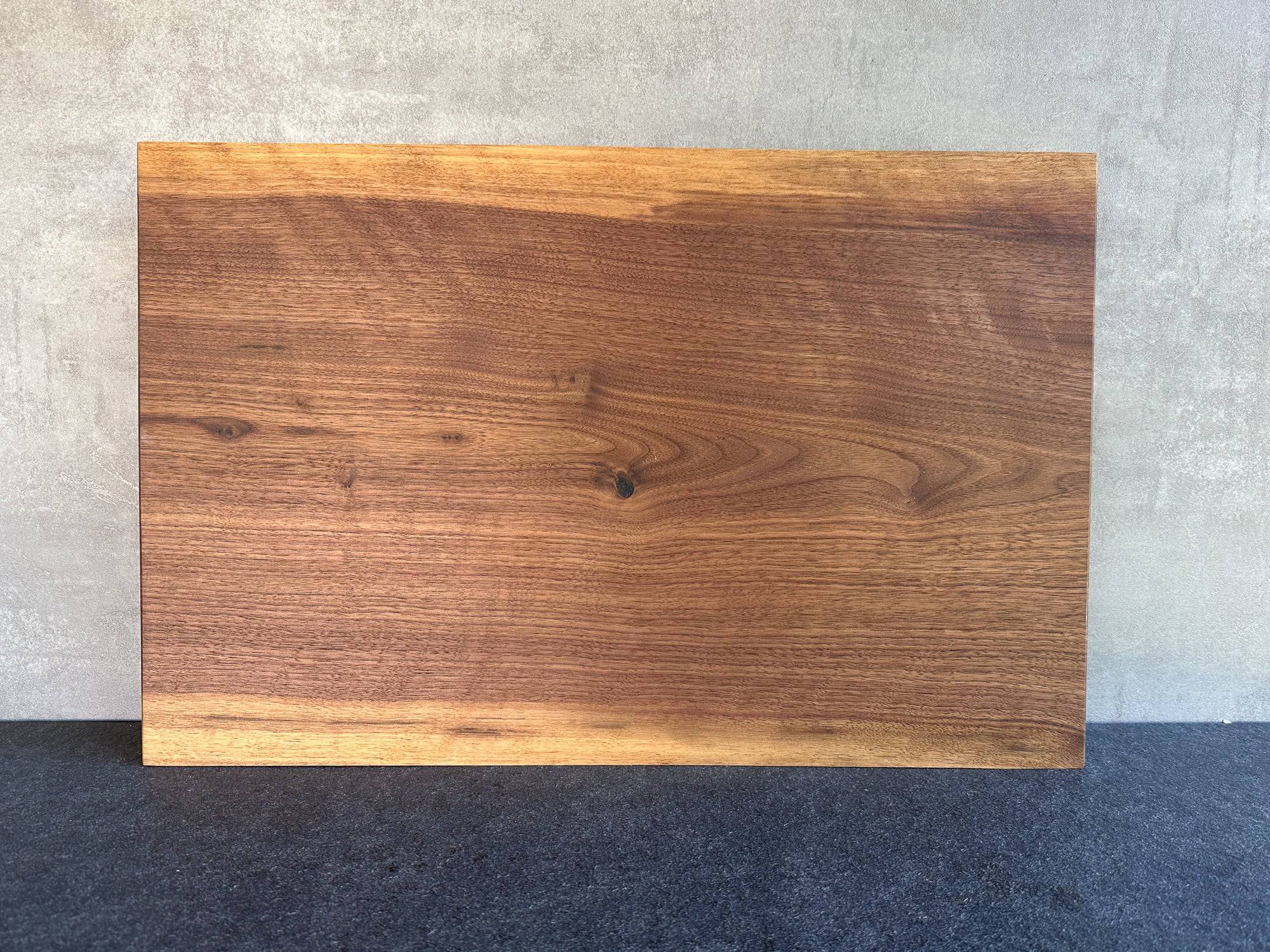 Nussbaum Schneidebrett 55 x 35 x 4,5 cm - Spessartbrett