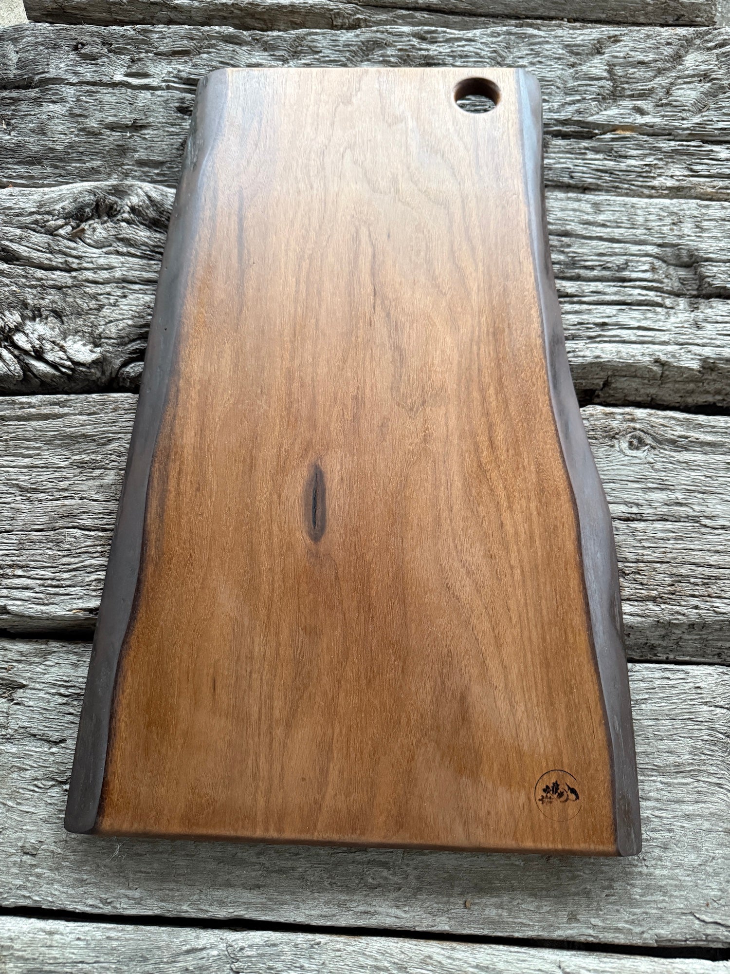 Unikat Schneidebrett aus Vollholz von Spessartbrett