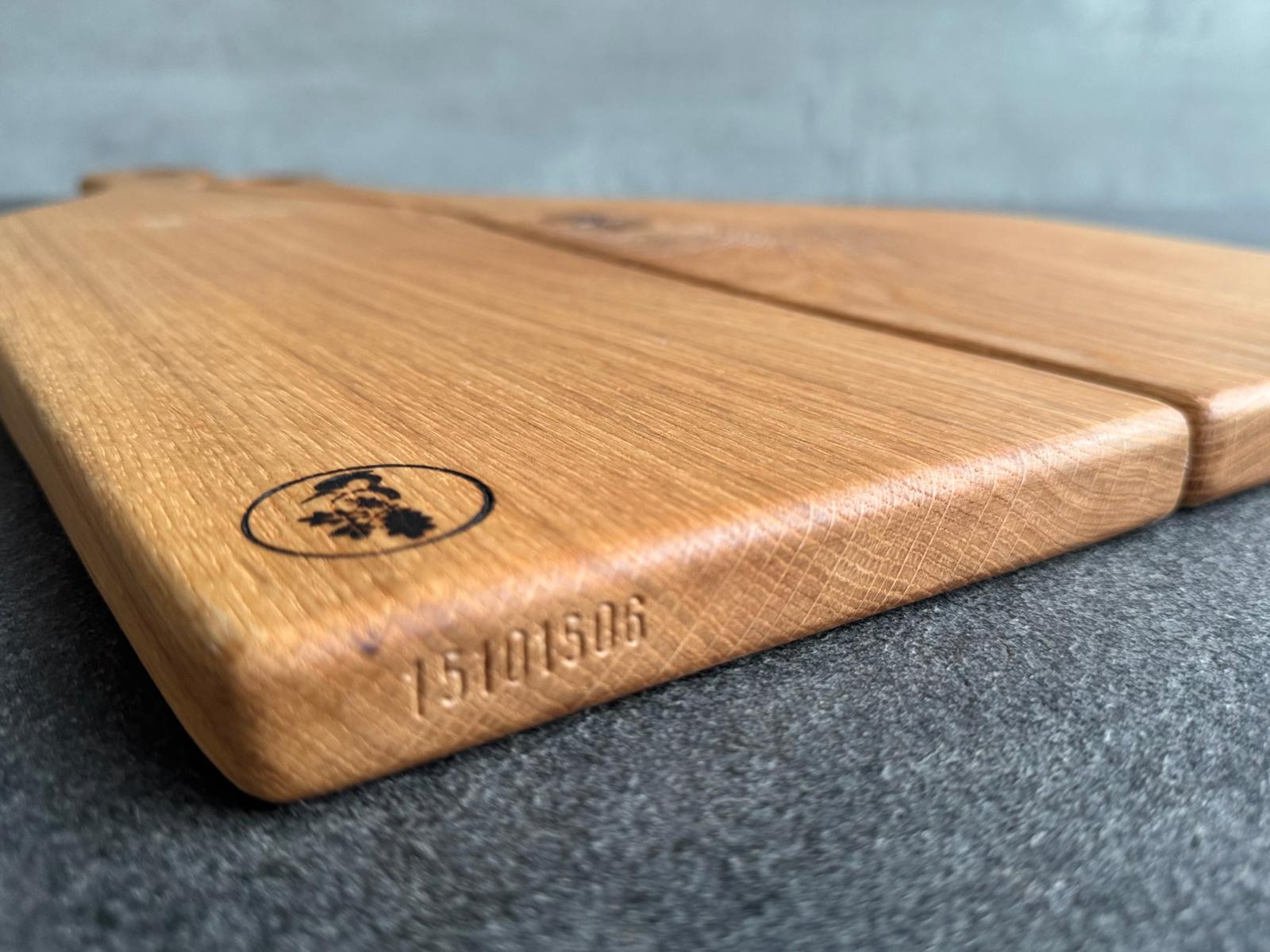 Eingeschlagene Seriennummer bei einem Partnerbrett