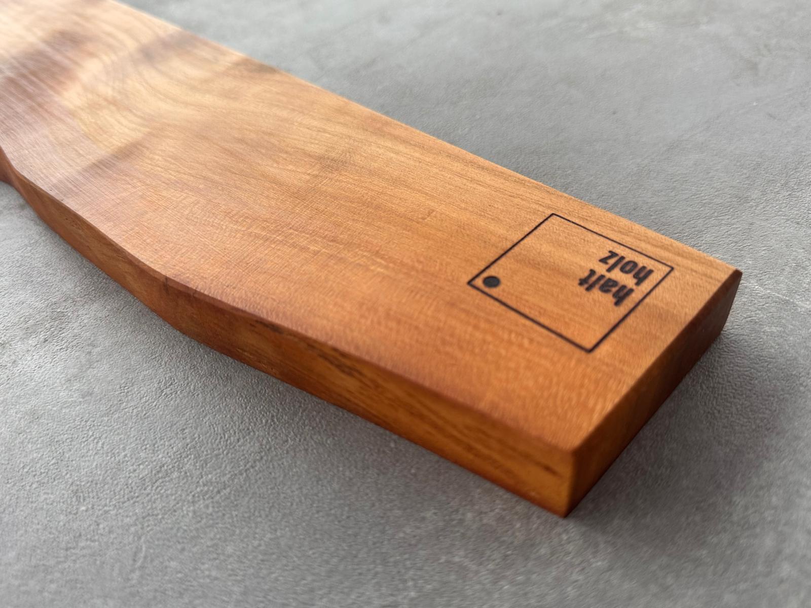 Baumkante bei einer Messerleiste