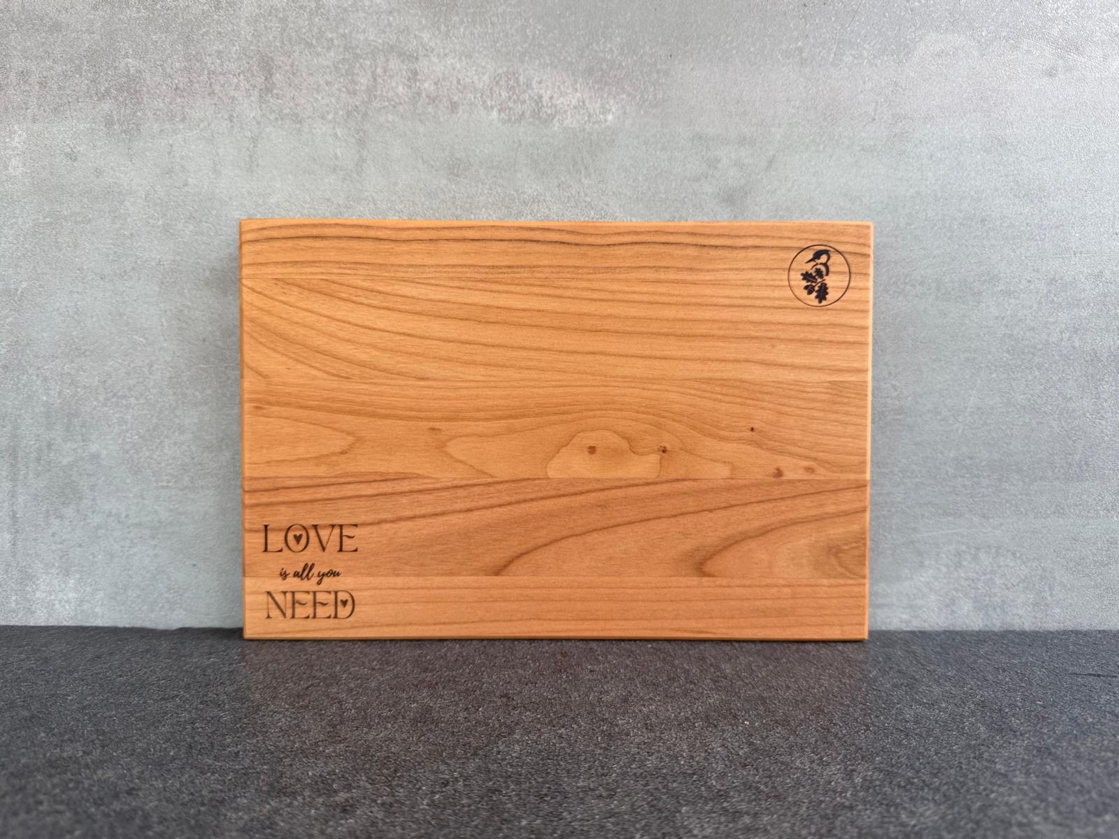 30 x 20 x 2,6 cm Kirschbaumbrett für deinen Lieblingsmenschen.