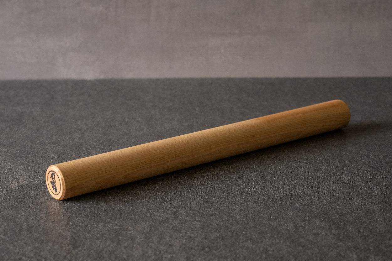 50 cm lange Teigrolle aus Esche.