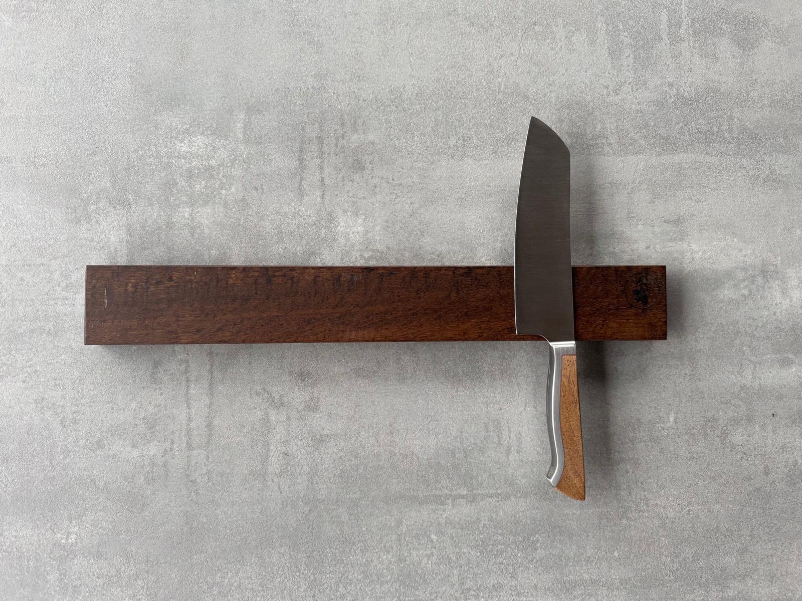 Magnetische Messerleiste Räuchereiche Wandmontage - 7 Messer - Spessartbrett