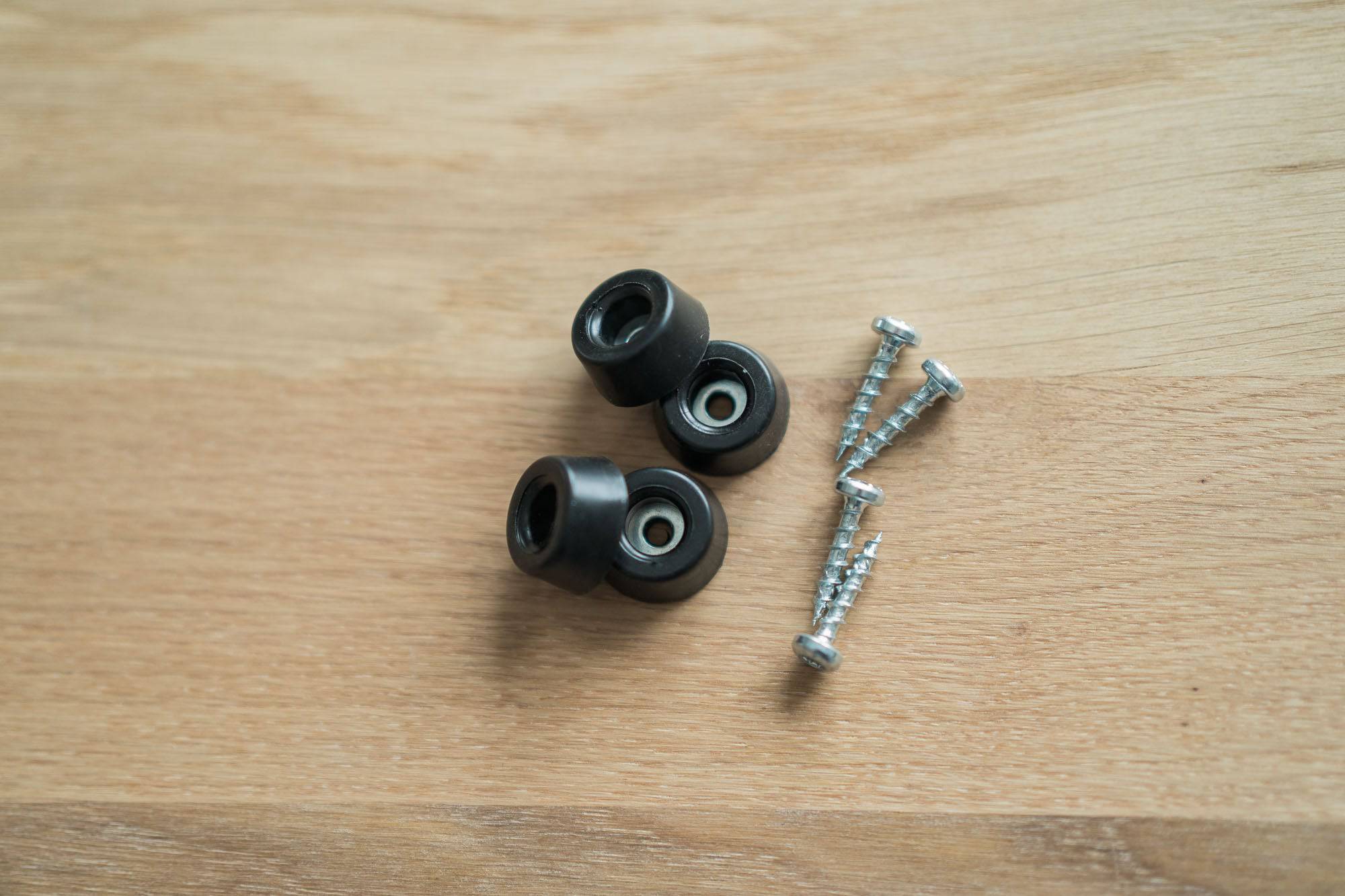 Zubehör: Gummifüße zum Festmontieren - 9 mm - Spessartbrett