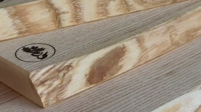 Film über Esche Bretter aus einem Stück