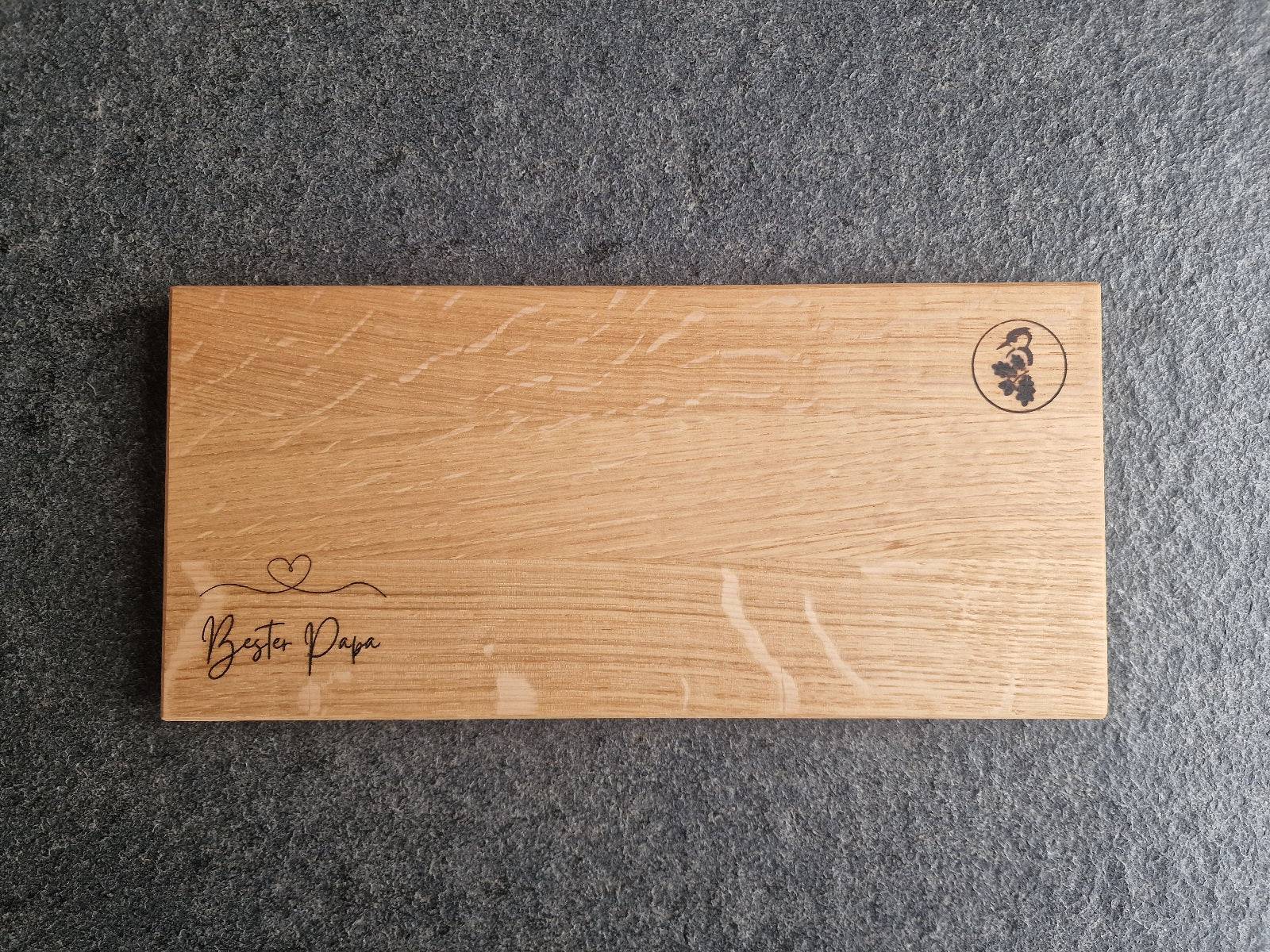 Eiche Vesperbrett mit Gravur "Bester Papa".