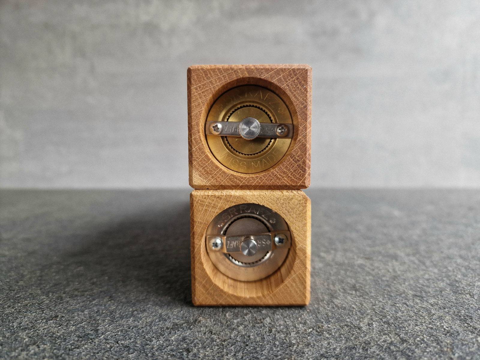 Salzmahlwerk und Pfeffermahlwerk von Strässler in Nahaufnahme. Verbaut in Eichenmühlen.