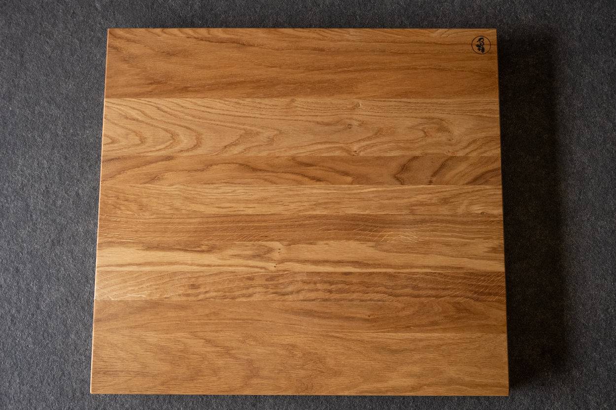 rechteckiger Schneideblock aus Eiche