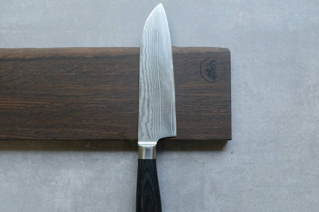 Messerleiste magnetisch für 9 Messer Räuchereiche No. 11 - Spessartbrett