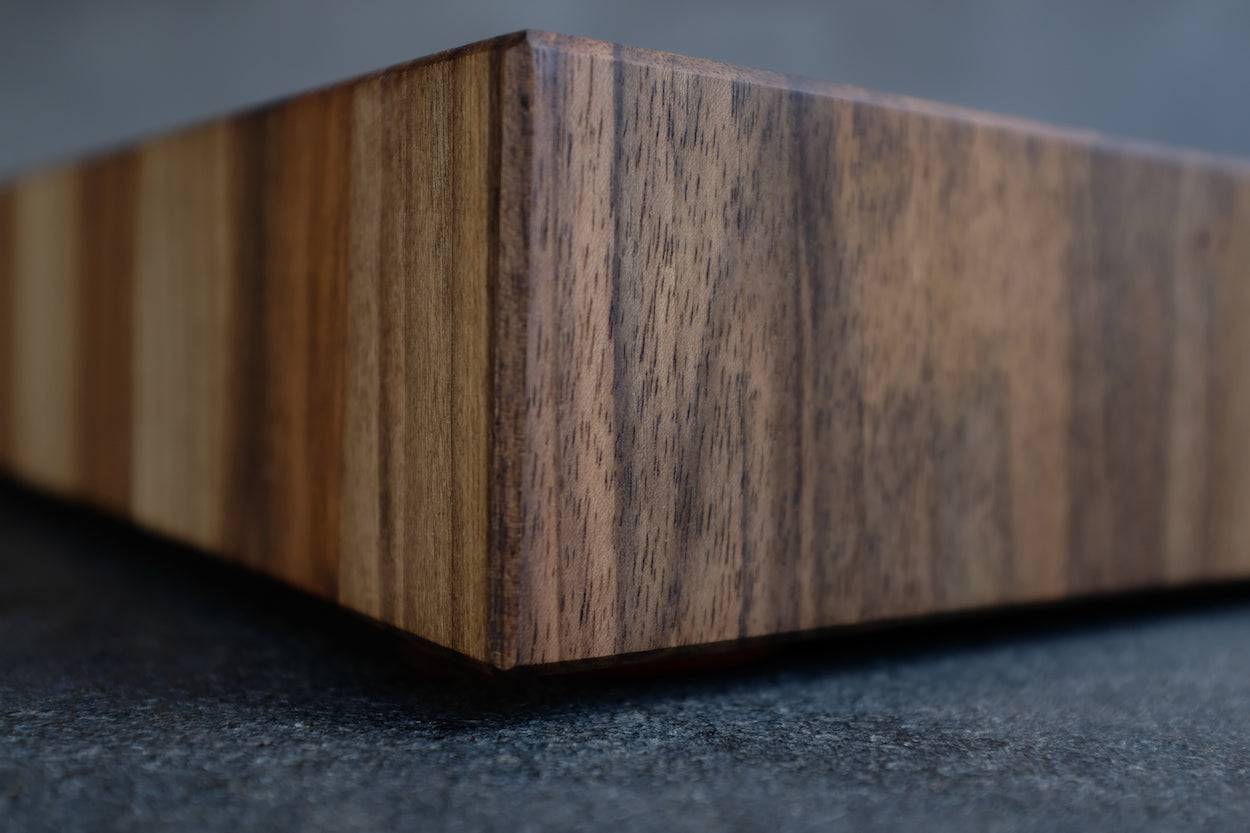 Eckansicht Nussbaum Hirnholz Schneideblock