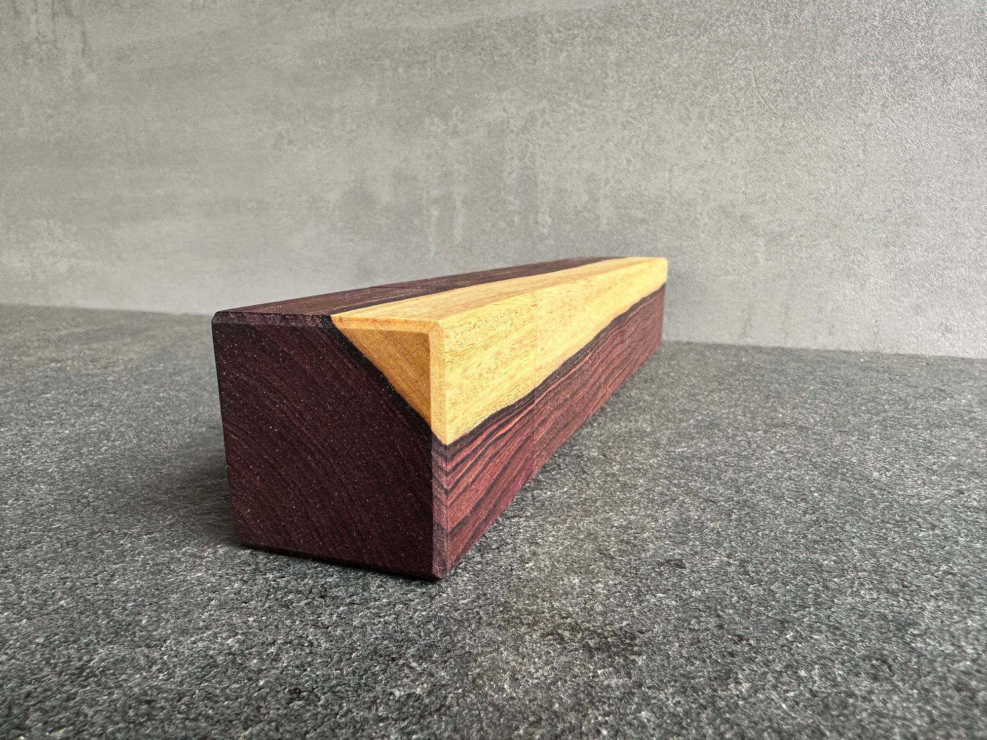 Liegende Pfeffermühle aus Kingwood