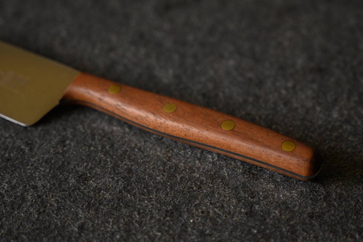 Detailansicht Walnussgriff Schneidemesser
