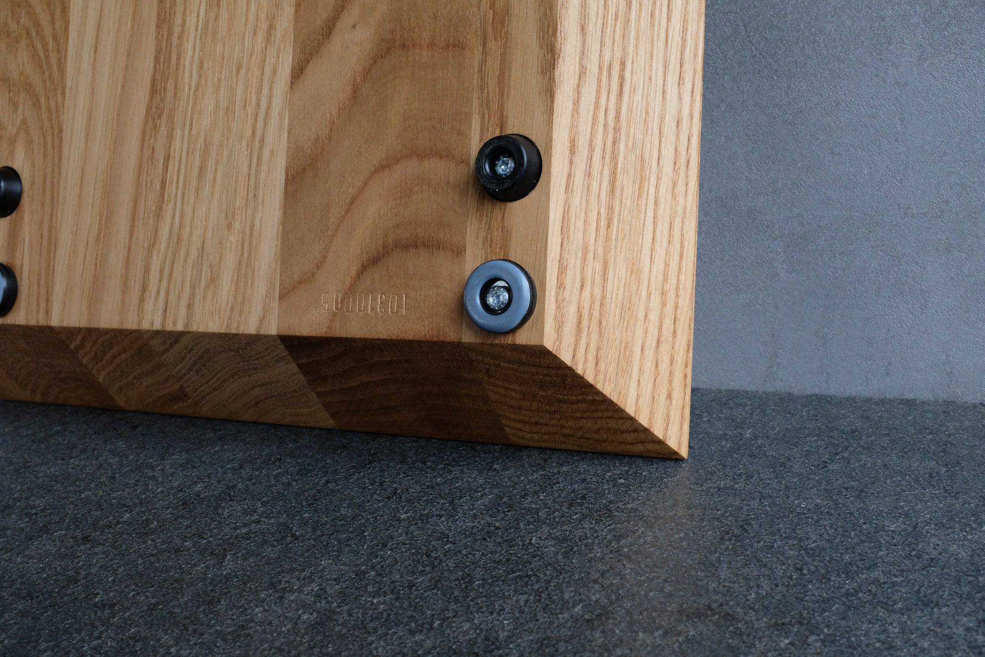 Detailaufnahme eines Gleitbrettes für eine Küchenmaschine Kenwood Cooking Chef XL