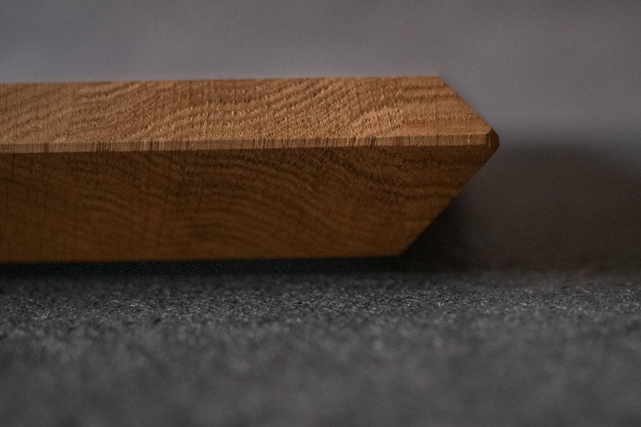 Ansicht Kante von vorne Eiche Hirnholz Schneideblock