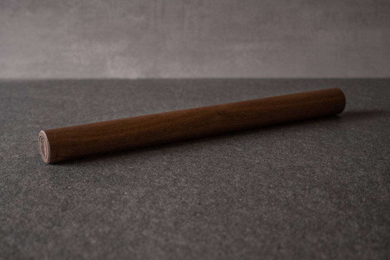 Teigrolle aus Nussbaum