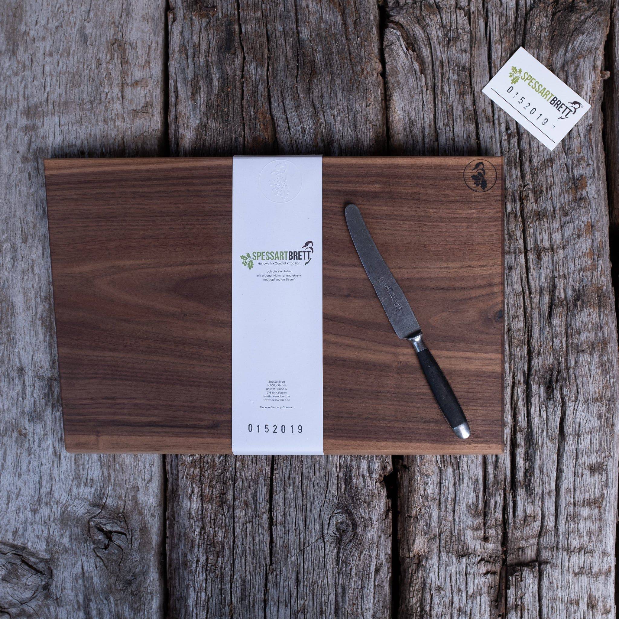 Nussbaum Schneidebrett Wachengrund. - Spessartbrett