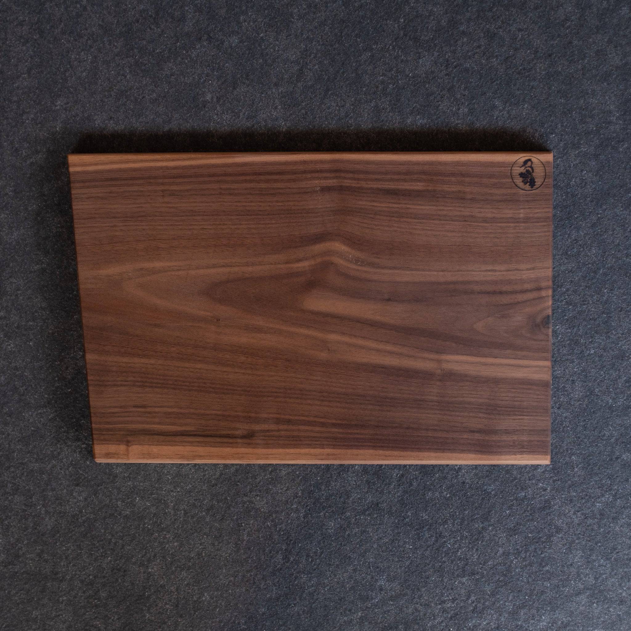 Nussbaum Schneidebrett Wachengrund. - Spessartbrett