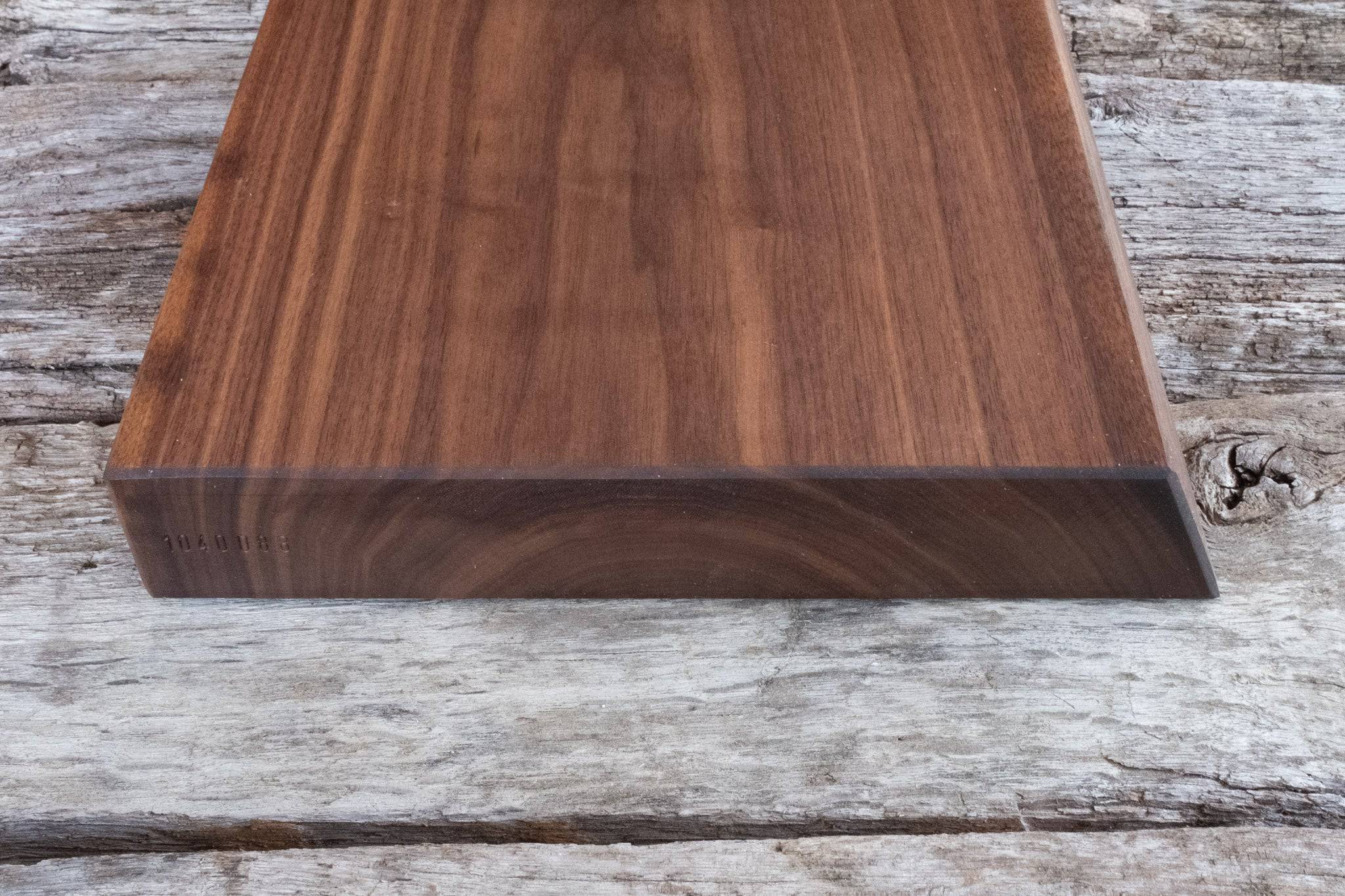 Nussbaum Schneidebrett 46,5 x 31 x 5,2 cm - Spessartbrett