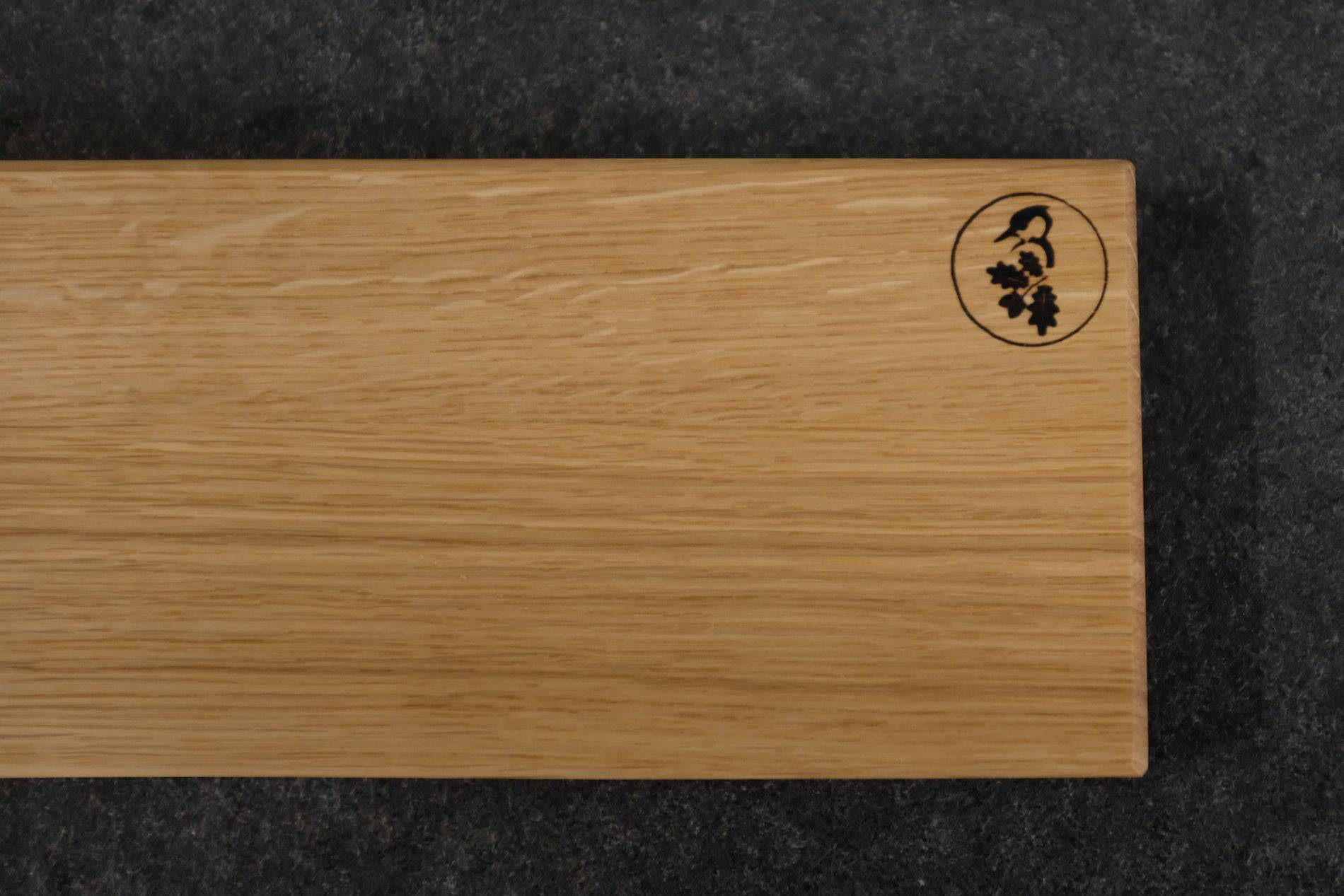 Detailfoto von einem Spessartbrett Eichen Servierbrett.