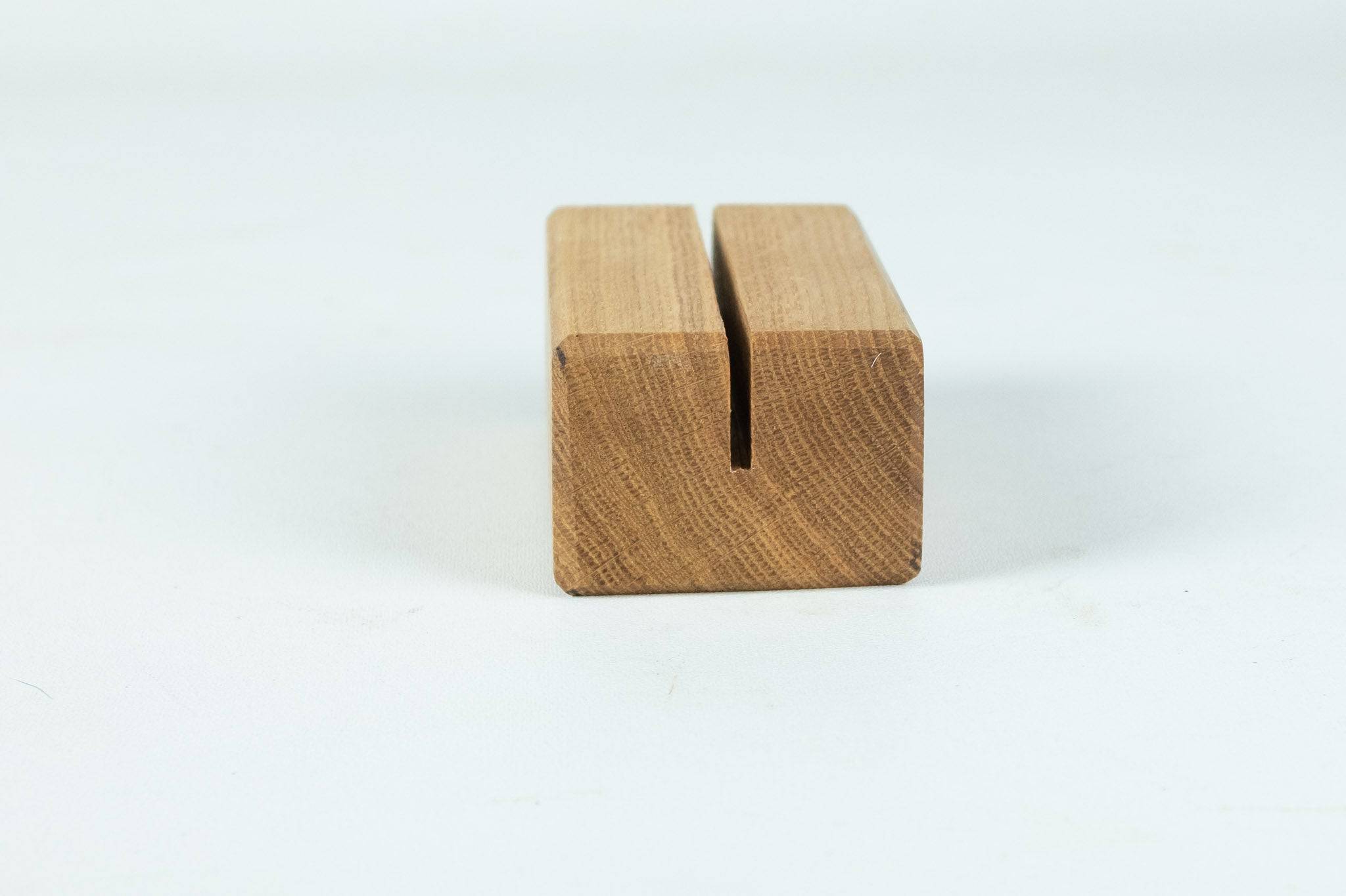 Tischkartenhalter nachhaltig, Eiche. Wohnrod 10 x 6 x 4,5cm - Spessartbrett