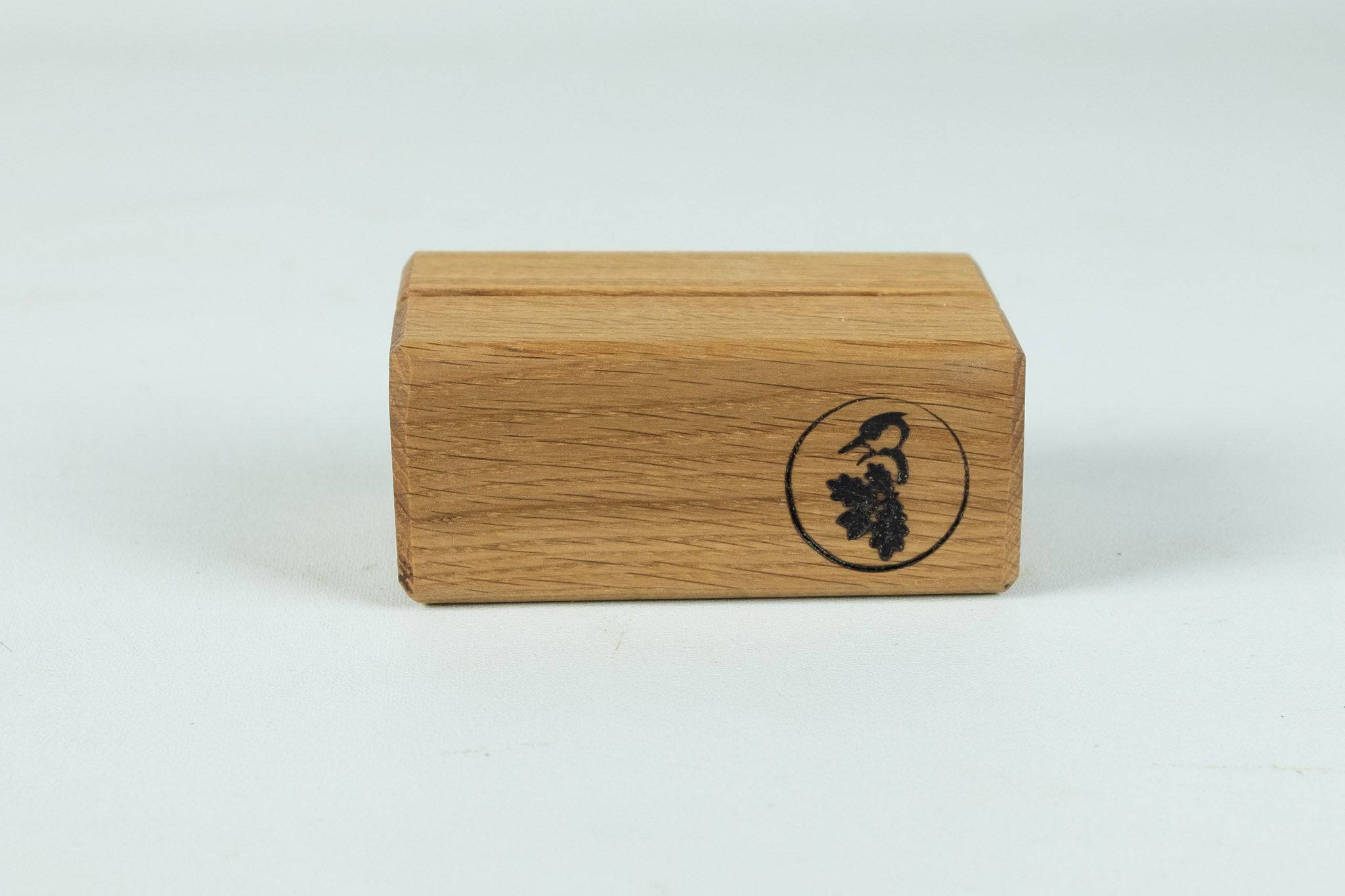 Tischkartenhalter nachhaltig, Eiche. Wohnrod 10 x 6 x 4,5cm - Spessartbrett