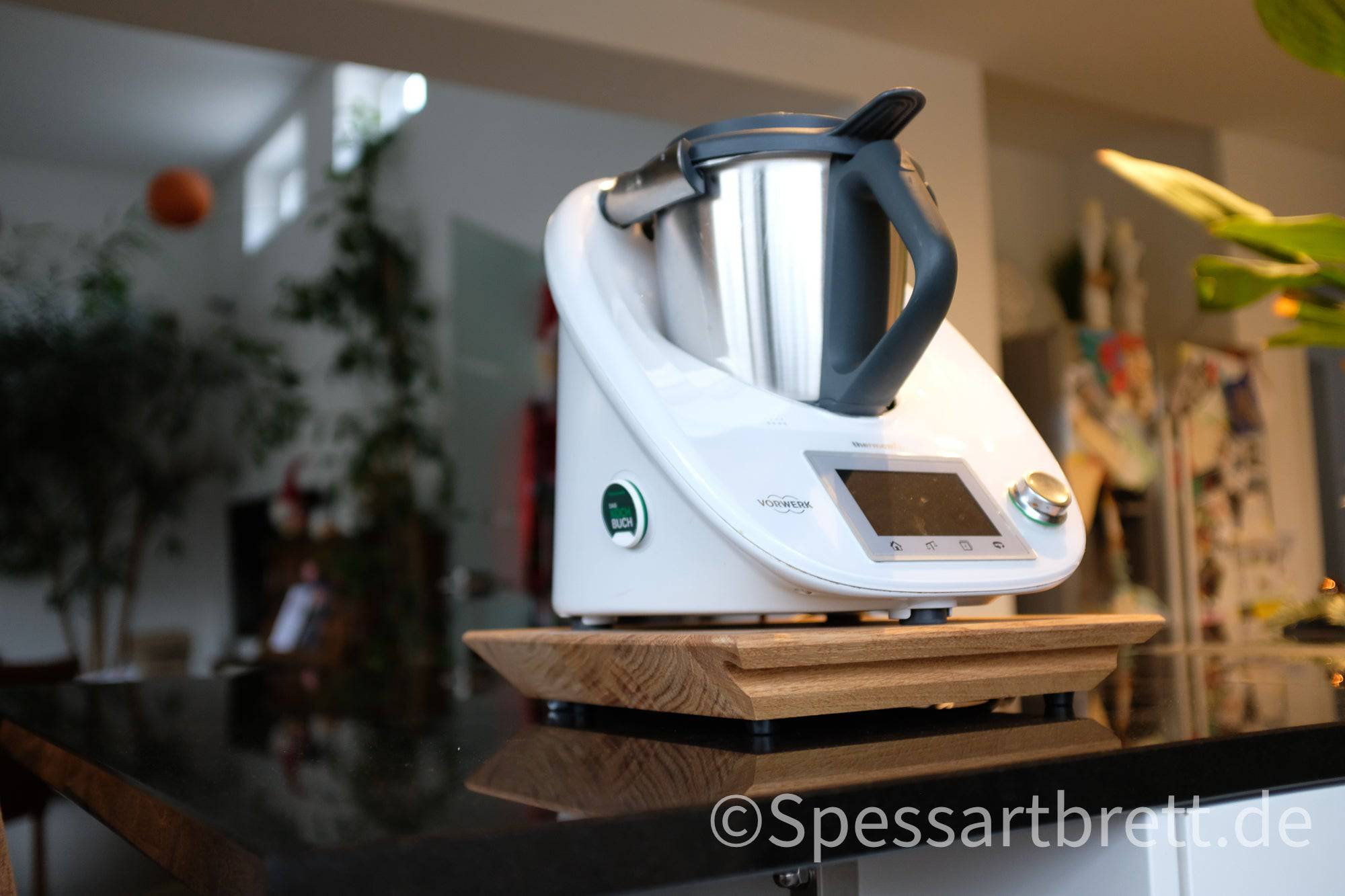 Thermomix Küchenmaschine in einer Design Küche