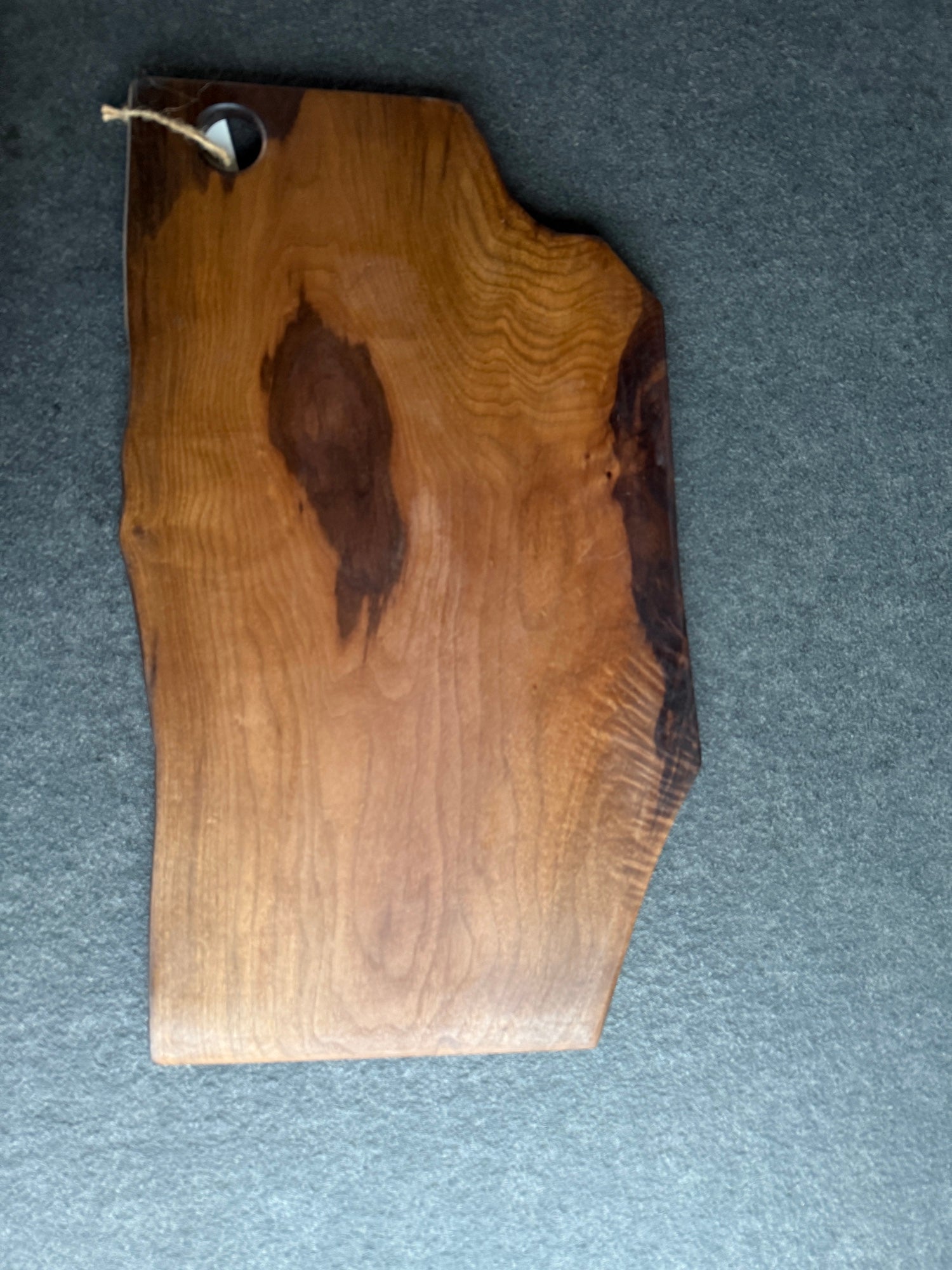 Draufsicht Nussbaum Schneidebrett Vollholz