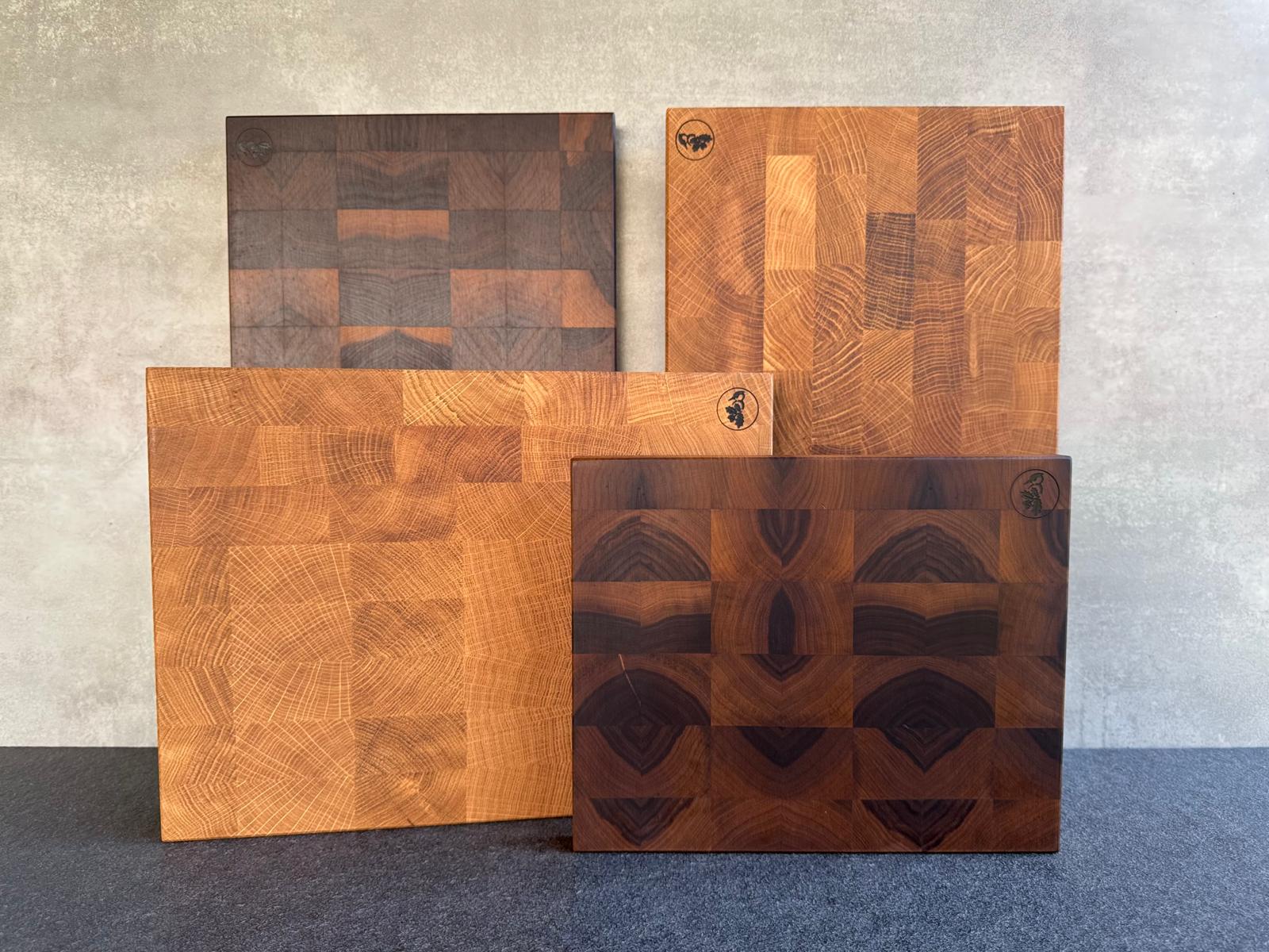 Leichtes Schneidebrett aus Stirnholz, Made in Germany, in drei Größen und zwei Holzarten erhältlich.