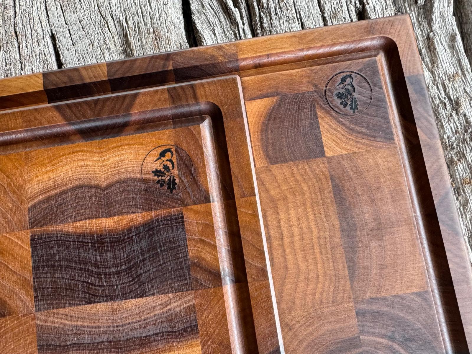 Stirnholz Schneidebrett Nussbaum 2,5 cm - mit Saftrille und Griffmulden - Spessartbrett