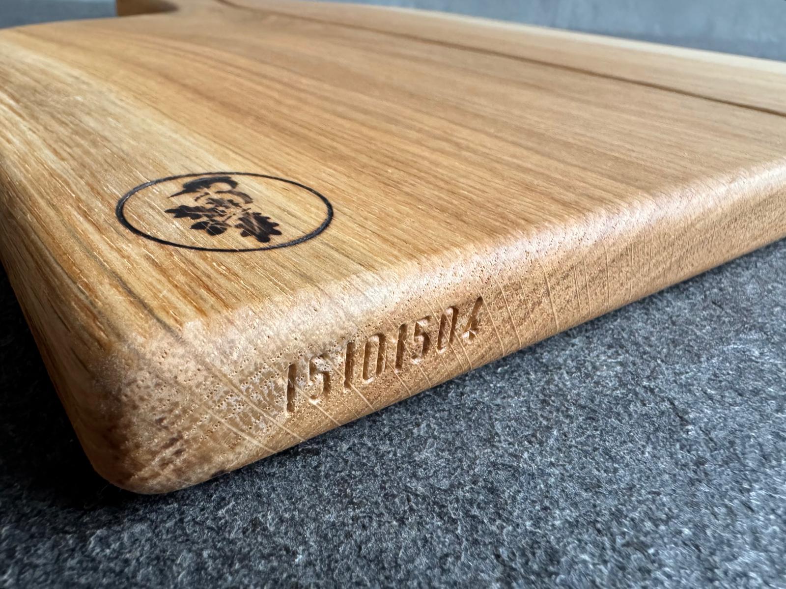 Eingeschlagene Nummer bei einem Partnerbrett