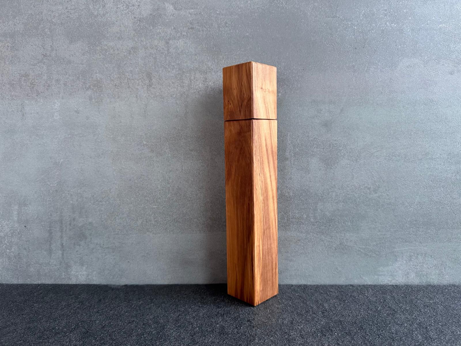 Handgefertigte Salz- & Pfeffermühlen aus edlen Hölzern • 28 cm • Schweizer Präzisions-Schneidwerk für intensiven Geschmack