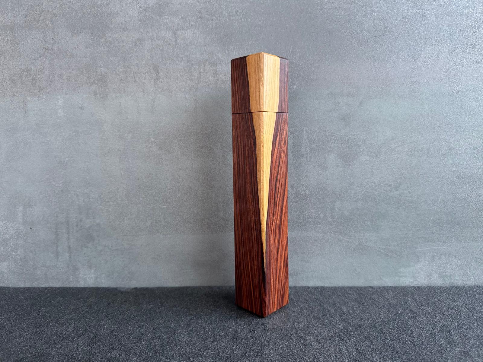 Handgefertigte Salz- & Pfeffermühlen aus edlen Hölzern • 28 cm • Schweizer Präzisions-Schneidwerk für intensiven Geschmack