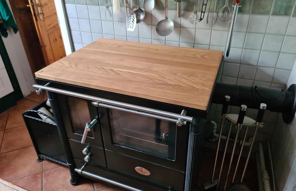Holzabdeckung für alten Ofen